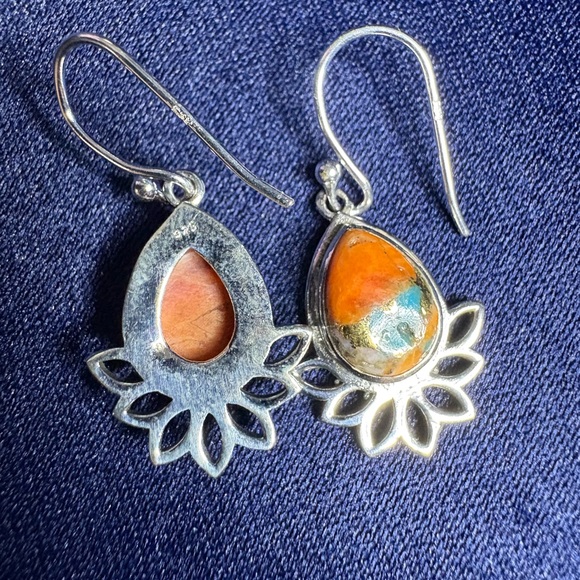 Spiny Oyster Turquoise Dangle Earrings in 925 Sterling Silver - Picture 2 of 3